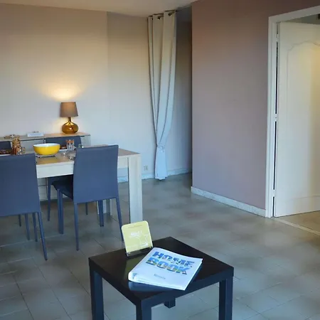 Mezzanine 4 Couchages A Avec Terrasse, Ascenseur, Lave-vaisselle Et Lave-linge - Fr-1-226b-27 Cavalaire-sur-Mer